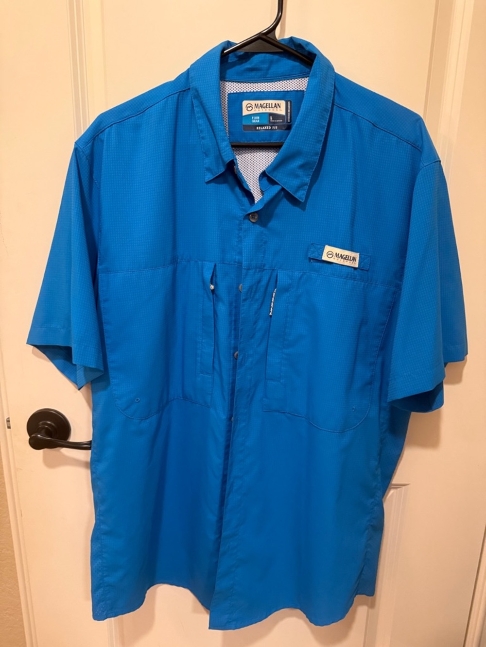 Magellan Outdoors Men's Bright Blue Short-Sleeve Button-Down Fishing Shirt